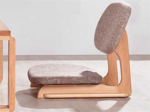 选购日式榻榻米椅子，舒适、稳定及材质是重点！