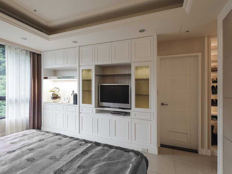 小空间装修|卧室电视柜和衣柜一体可以一举多得！