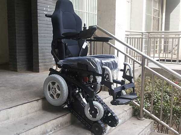 爬楼梯电动轮椅哪个品牌好_使用注意事项