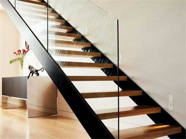楼梯扶手怎样设计？家用楼梯扶手怎么选？