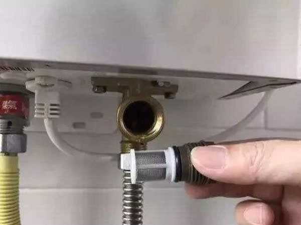 燃气热水器点不着火的原因_燃气热水器维修技巧