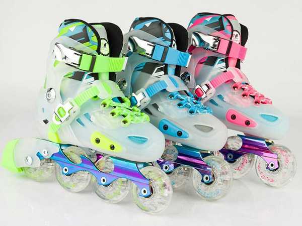 替孩子选择这8款儿童溜冰鞋_，时尚又安全!
