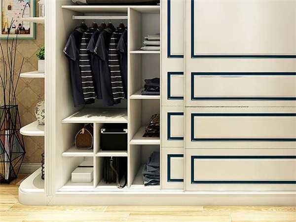 木地板与衣柜接缝处理方法，为什么装衣柜要先装地板？