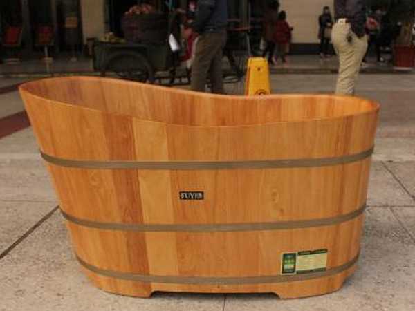 木桶浴缸尺寸一般是多少？木桶浴缸如何选购